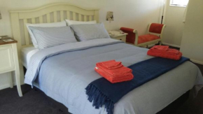 Гостиница Jan's Boutique B & B Suite  Крайстчерч